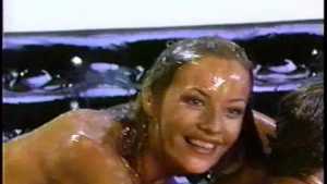 backstage-footage-syrup-girls_2_14.jpg