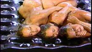 backstage-footage-syrup-girls_2_21.jpg