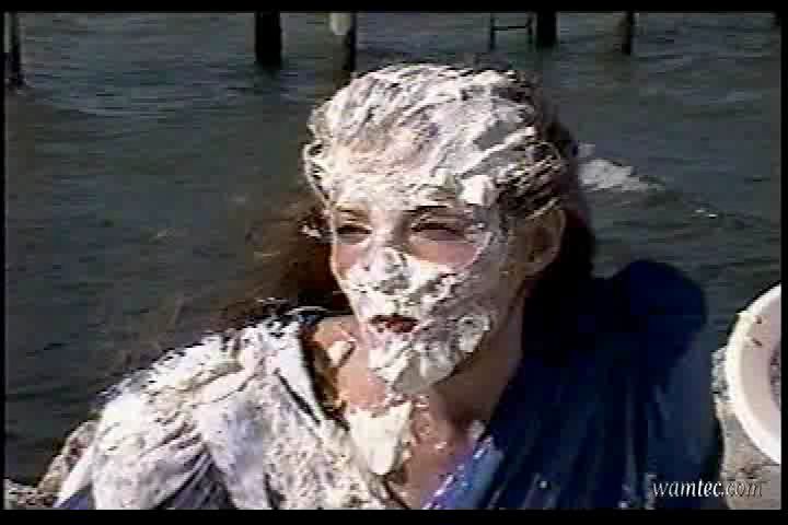 backstage-footage-the-pie-cafe_main.jpg