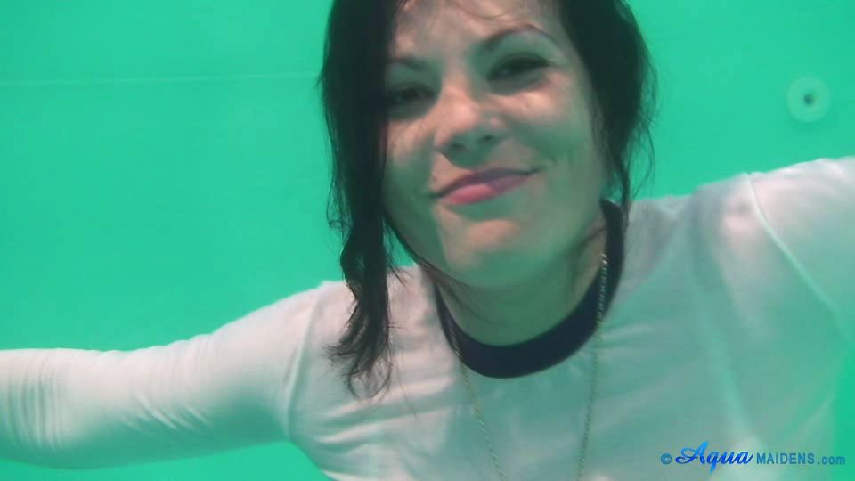 gaby-wetlook-session-2_main.jpg