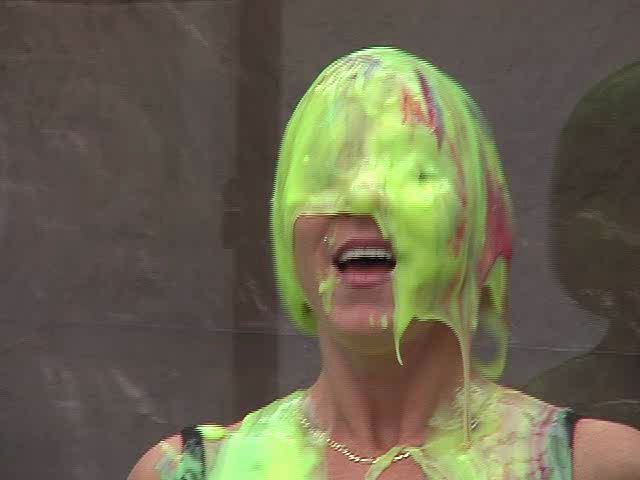 green-slimey-sandy_main.jpg