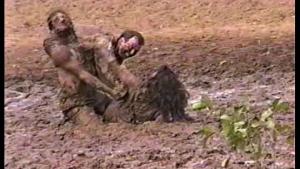 larrys-mud-girls_5.jpg