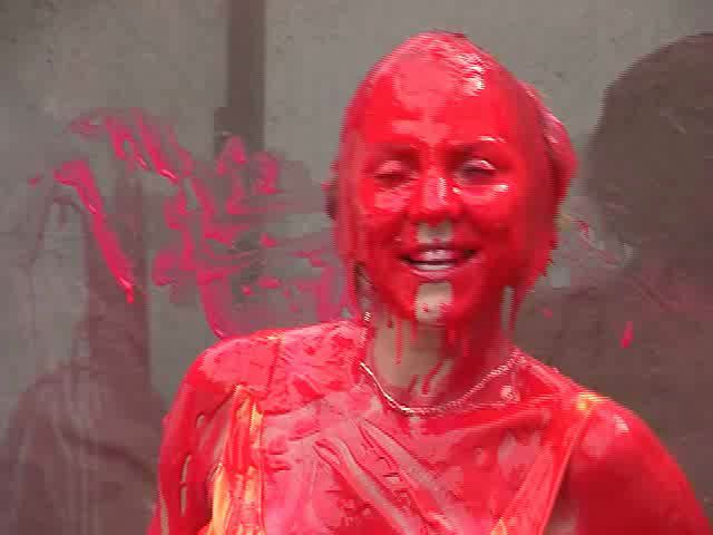 sandy-slimed-in-red_main.jpg