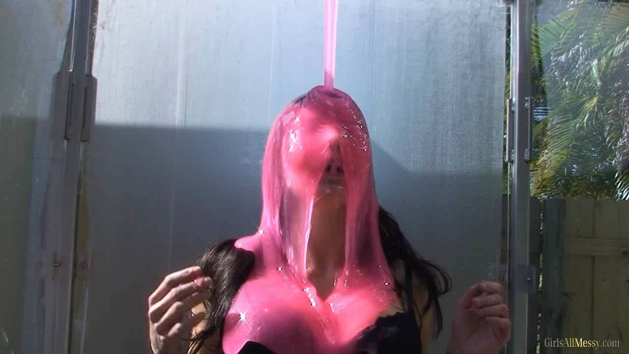 taylor-gunged-in-pink_main.jpg